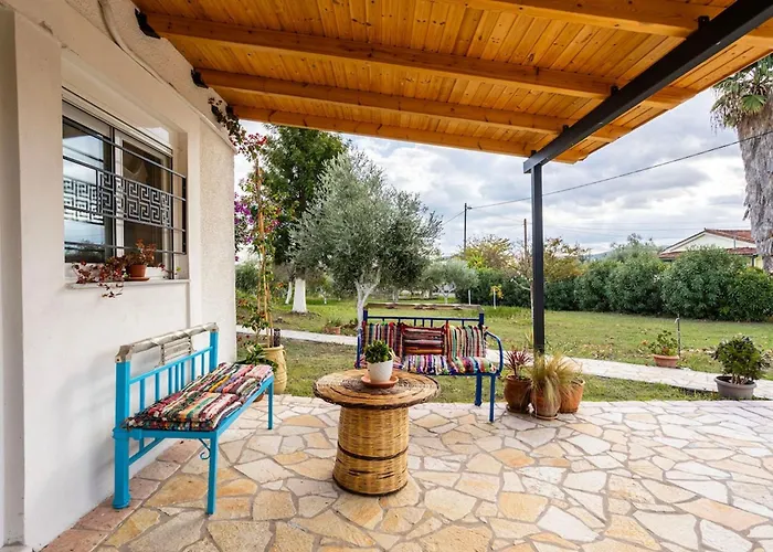 Sunny Two - Cozy Garden Escape