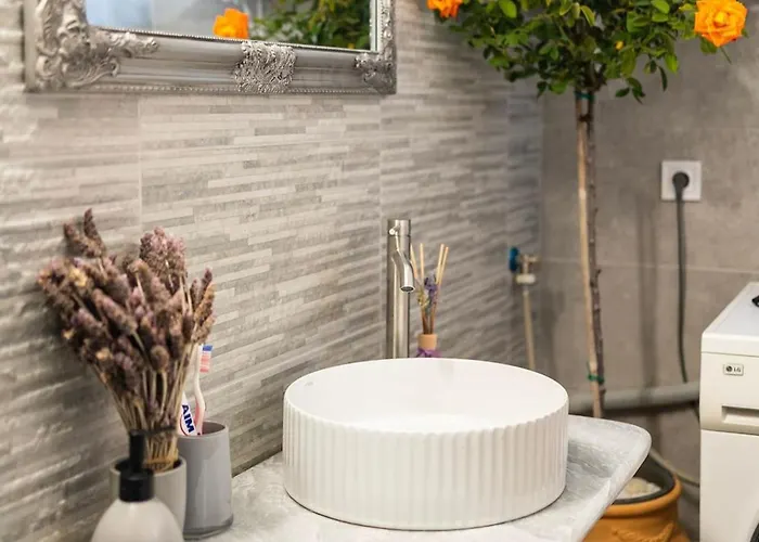 Apartmán Sunny Two - Cozy Garden Escape *