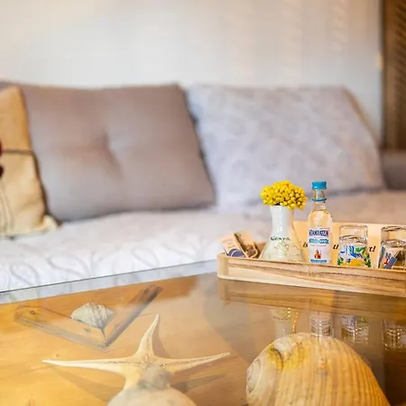 公寓 Sunny Two - Cozy Garden Escape