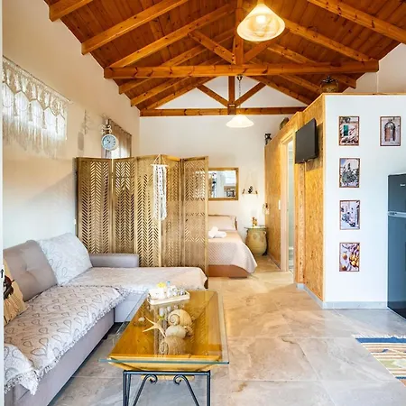 Appartamento Sunny Two - Cozy Garden Escape Petalídhion