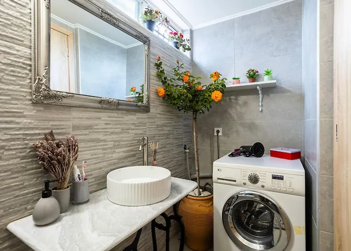 Sunny Two - Cozy Garden Escape Daire