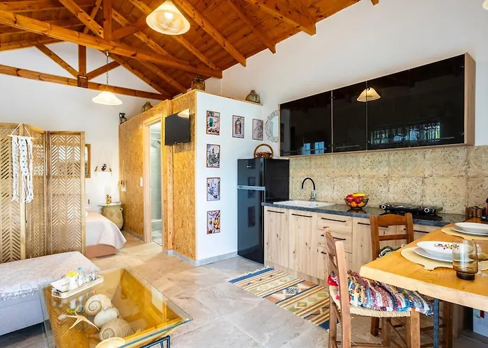 Sunny Two - Cozy Garden Escape Appartement Petalídhion